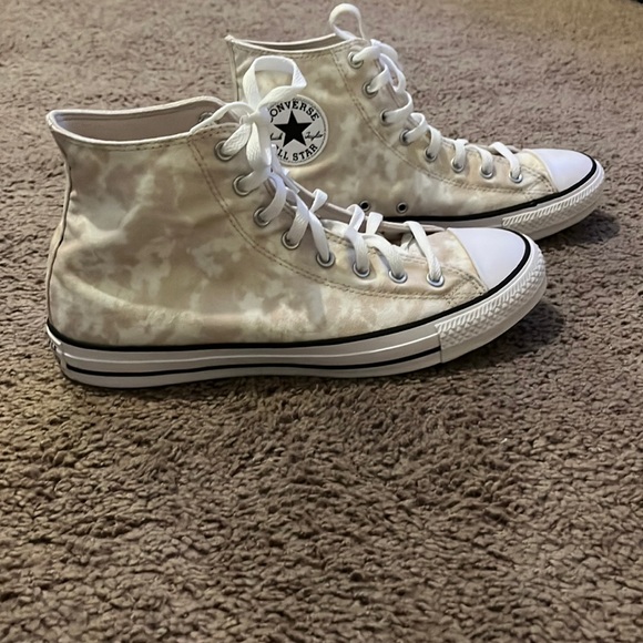 Chuck Taylor converse tie dye - Picture 3 of 3